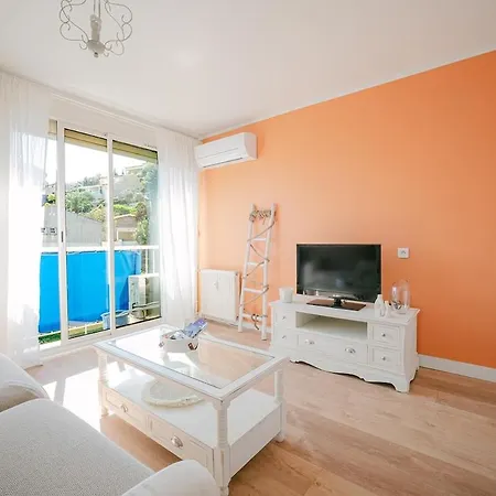 La Parenthese Azur, Avec Acces Piscine Mandelieu