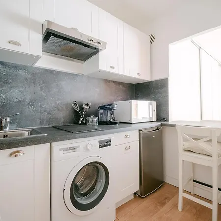 La Parenthese Azur, Avec Acces Piscine Apartman